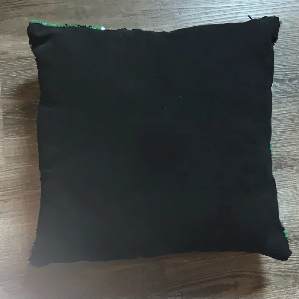 Reversible Sequin Pillow - Green and Black
